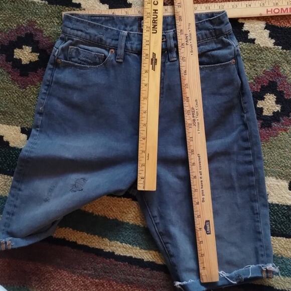 BDG Black Wash Bermuda Cutoff Mom High Rise Raw Hem Distressed Denim Shorts 25 - Picture 11 of 16